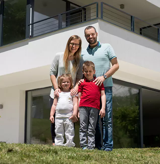Why Cranford Trusts Cranford Pest Control Pro for Carpenter Bee Removal?